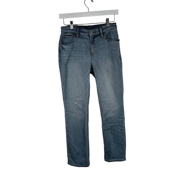Chicos So Slimming Girlfriend Slim Leg Crop Jeans Light Wash Womens Size 00 US 2 - Picture 1 of 6